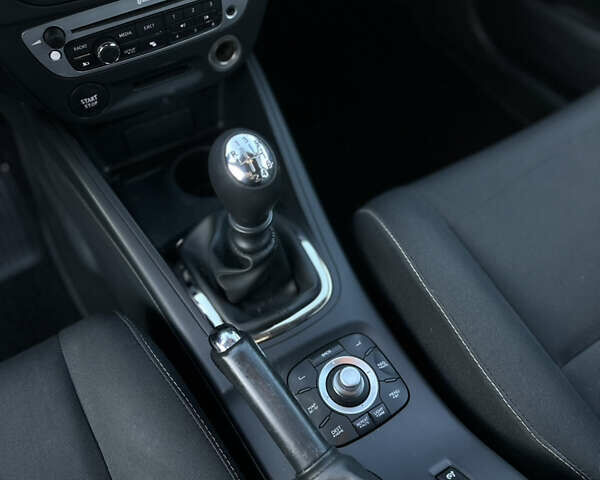 Бежевый Рено Меган, объемом двигателя 1.5 л и пробегом 246 тыс. км за 8200 $, фото 25 на Automoto.ua