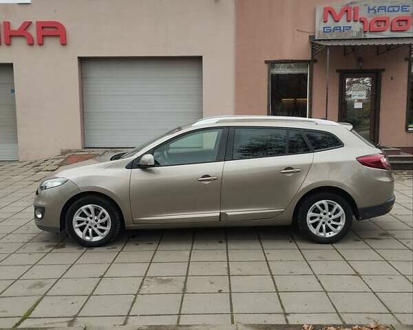 Бежевый Рено Меган, объемом двигателя 1.46 л и пробегом 250 тыс. км за 8500 $, фото 9 на Automoto.ua