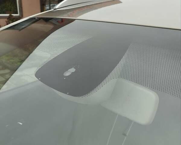 Бежевый Рено Меган, объемом двигателя 1.46 л и пробегом 250 тыс. км за 8500 $, фото 59 на Automoto.ua