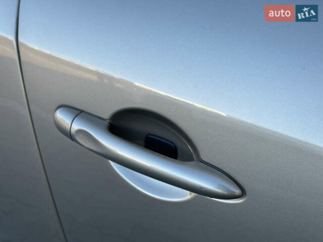 Бежевий Рено Меган, об'ємом двигуна 1.46 л та пробігом 246 тис. км за 6990 $, фото 14 на Automoto.ua