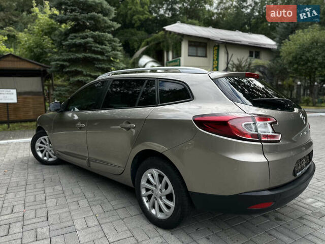 Бежевый Рено Меган, объемом двигателя 1.5 л и пробегом 220 тыс. км за 8350 $, фото 41 на Automoto.ua