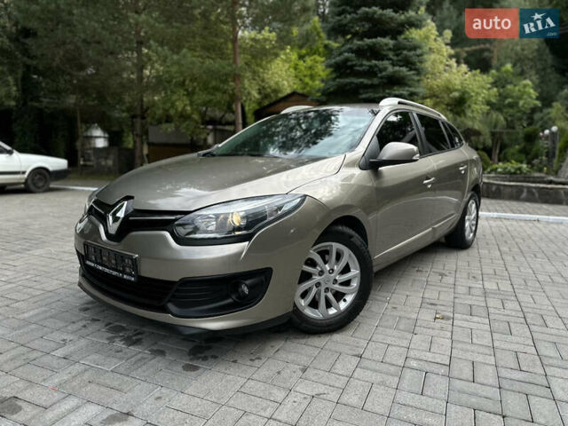 Бежевый Рено Меган, объемом двигателя 1.5 л и пробегом 220 тыс. км за 8350 $, фото 2 на Automoto.ua