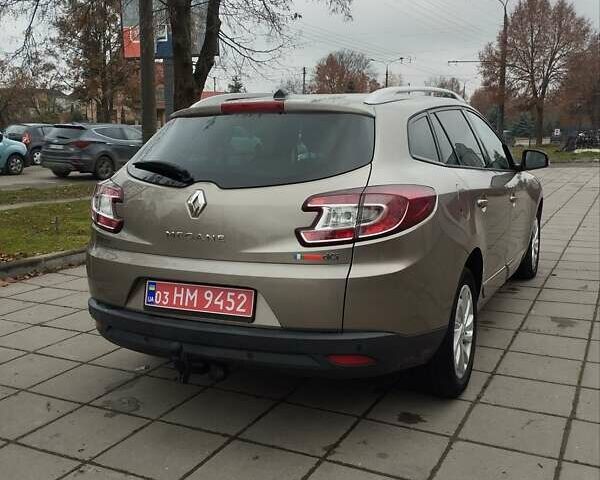 Бежевый Рено Меган, объемом двигателя 1.46 л и пробегом 250 тыс. км за 8500 $, фото 5 на Automoto.ua