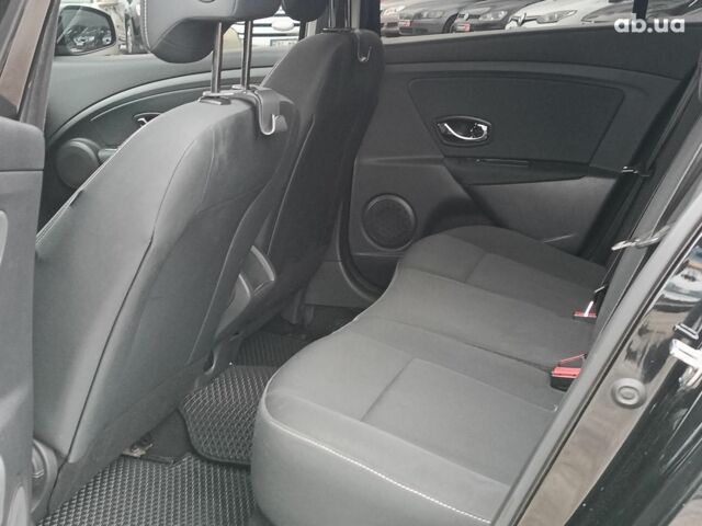 Бежевый Рено Меган, объемом двигателя 2.4 л и пробегом 248 тыс. км за 9540 $, фото 31 на Automoto.ua