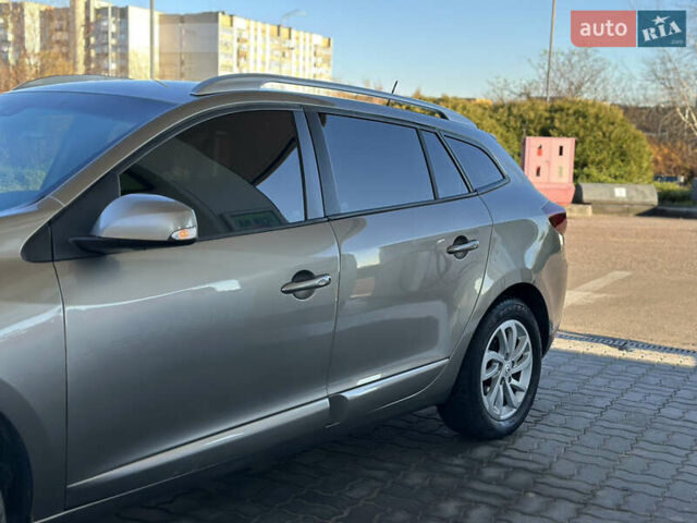 Бежевий Рено Меган, об'ємом двигуна 1.46 л та пробігом 246 тис. км за 6990 $, фото 21 на Automoto.ua