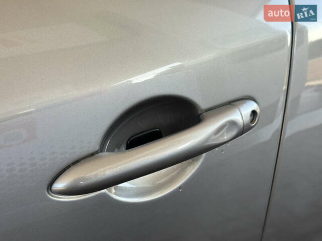 Бежевий Рено Меган, об'ємом двигуна 1.46 л та пробігом 246 тис. км за 6990 $, фото 26 на Automoto.ua