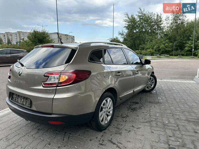 Бежевий Рено Меган, об'ємом двигуна 1.5 л та пробігом 245 тис. км за 7450 $, фото 63 на Automoto.ua