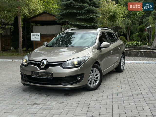 Бежевый Рено Меган, объемом двигателя 1.5 л и пробегом 220 тыс. км за 8350 $, фото 1 на Automoto.ua