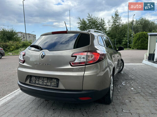 Бежевий Рено Меган, об'ємом двигуна 1.5 л та пробігом 245 тис. км за 7450 $, фото 58 на Automoto.ua