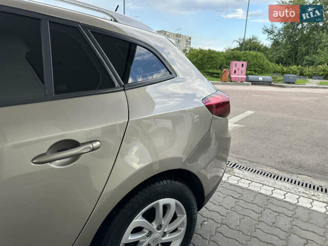 Бежевий Рено Меган, об'ємом двигуна 1.5 л та пробігом 245 тис. км за 7450 $, фото 49 на Automoto.ua