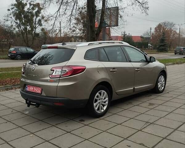 Бежевый Рено Меган, объемом двигателя 1.46 л и пробегом 250 тыс. км за 8500 $, фото 4 на Automoto.ua