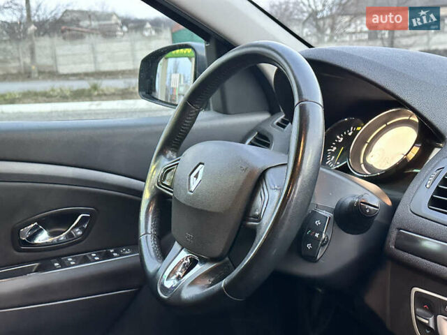 Бежевий Рено Меган, об'ємом двигуна 1.5 л та пробігом 185 тис. км за 7700 $, фото 15 на Automoto.ua