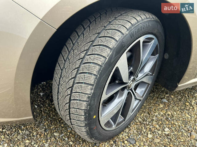 Бежевый Рено Меган, объемом двигателя 1.5 л и пробегом 128 тыс. км за 13500 $, фото 42 на Automoto.ua