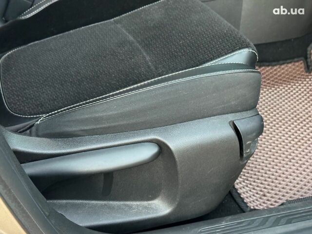 Бежевый Рено Меган, объемом двигателя 1.5 л и пробегом 241 тыс. км за 12890 $, фото 24 на Automoto.ua