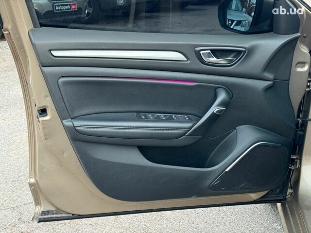 Бежевый Рено Меган, объемом двигателя 1.5 л и пробегом 241 тыс. км за 12890 $, фото 13 на Automoto.ua