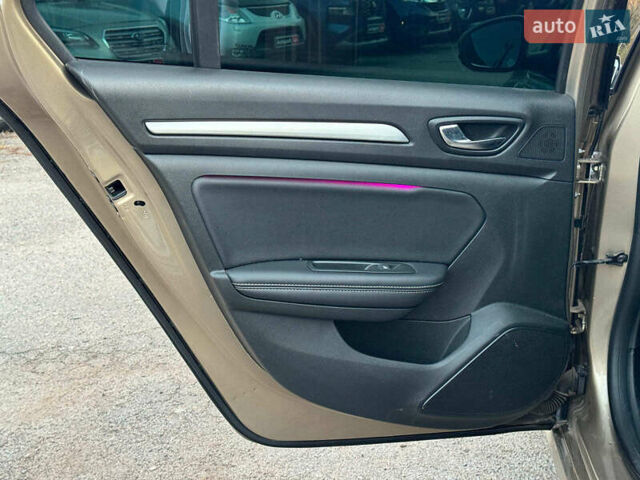 Бежевий Рено Меган, об'ємом двигуна 1.5 л та пробігом 241 тис. км за 12890 $, фото 15 на Automoto.ua