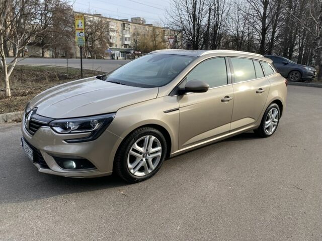 Бежевый Рено Меган, объемом двигателя 1.5 л и пробегом 220 тыс. км за 12550 $, фото 1 на Automoto.ua