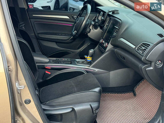 Бежевий Рено Меган, об'ємом двигуна 1.5 л та пробігом 241 тис. км за 12890 $, фото 22 на Automoto.ua