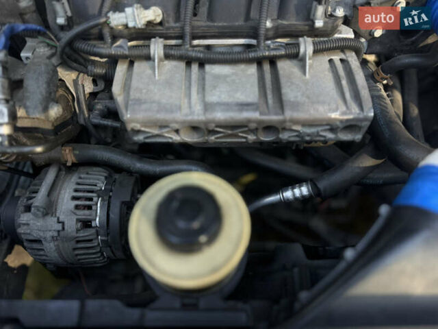 Чорний Рено Меган, об'ємом двигуна 1.6 л та пробігом 169 тис. км за 2800 $, фото 47 на Automoto.ua