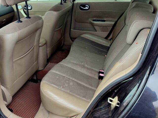 Чорний Рено Меган, об'ємом двигуна 1.4 л та пробігом 200 тис. км за 3100 $, фото 6 на Automoto.ua