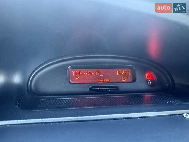 Чорний Рено Меган, об'ємом двигуна 1.6 л та пробігом 169 тис. км за 2800 $, фото 39 на Automoto.ua