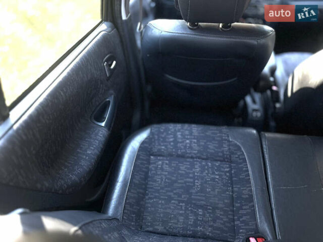 Чорний Рено Меган, об'ємом двигуна 1.6 л та пробігом 169 тис. км за 2800 $, фото 27 на Automoto.ua