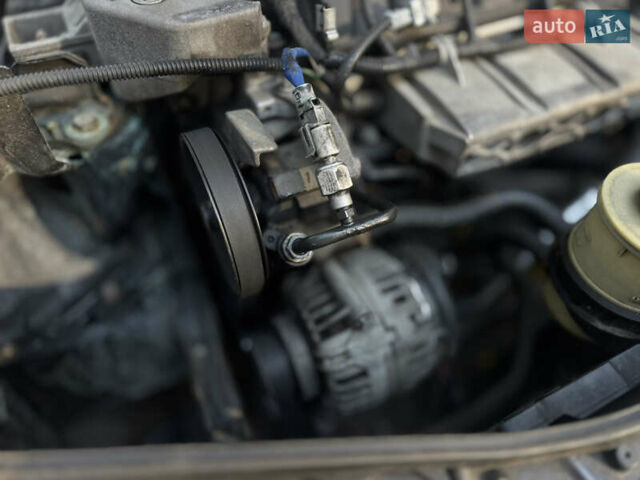 Чорний Рено Меган, об'ємом двигуна 1.6 л та пробігом 169 тис. км за 2800 $, фото 46 на Automoto.ua