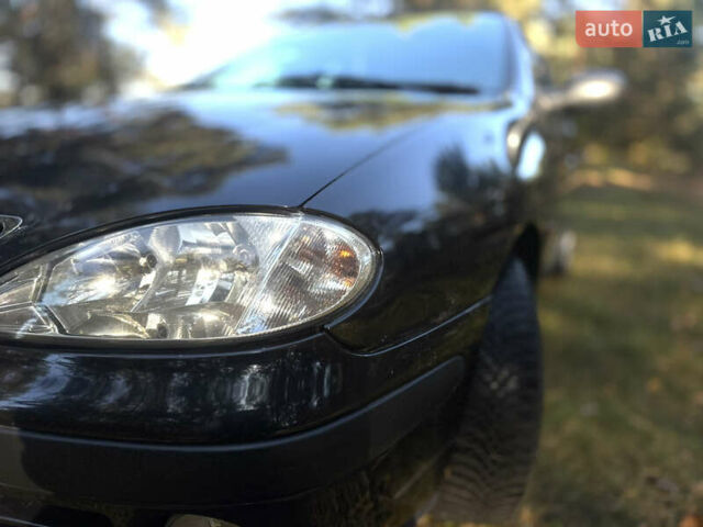 Чорний Рено Меган, об'ємом двигуна 1.6 л та пробігом 169 тис. км за 2800 $, фото 4 на Automoto.ua