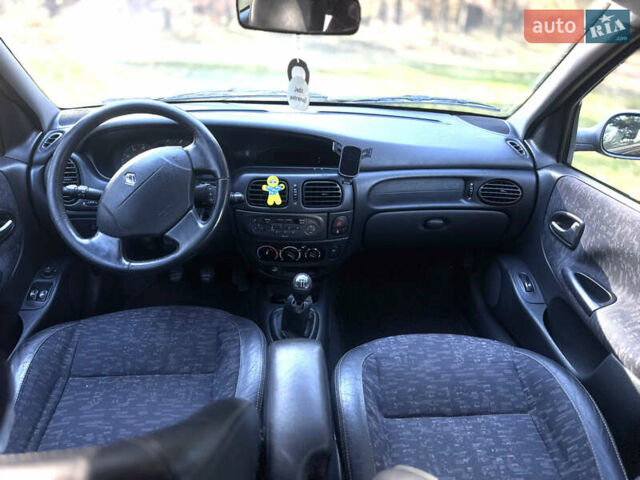 Чорний Рено Меган, об'ємом двигуна 1.6 л та пробігом 169 тис. км за 2800 $, фото 25 на Automoto.ua