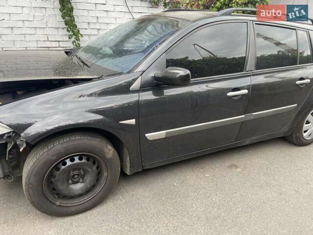 Чорний Рено Меган, об'ємом двигуна 1.6 л та пробігом 290 тис. км за 2600 $, фото 5 на Automoto.ua