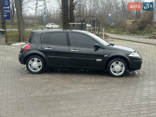 Черный Рено Меган, объемом двигателя 1.87 л и пробегом 240 тыс. км за 2800 $, фото 5 на Automoto.ua