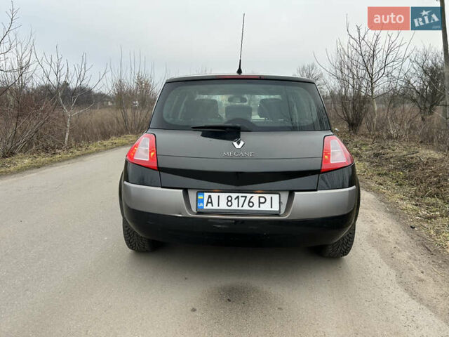 Черный Рено Меган, объемом двигателя 2 л и пробегом 250 тыс. км за 4400 $, фото 4 на Automoto.ua