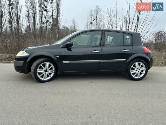 Черный Рено Меган, объемом двигателя 2 л и пробегом 250 тыс. км за 4400 $, фото 7 на Automoto.ua