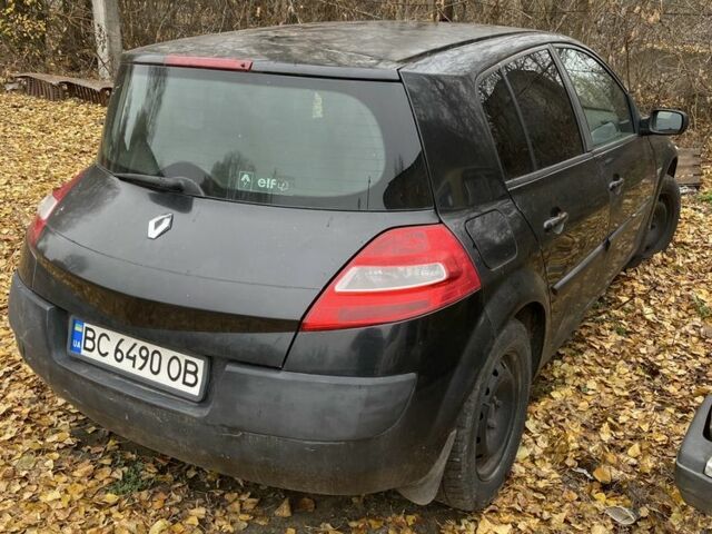 Черный Рено Меган, объемом двигателя 1.6 л и пробегом 250 тыс. км за 2100 $, фото 1 на Automoto.ua