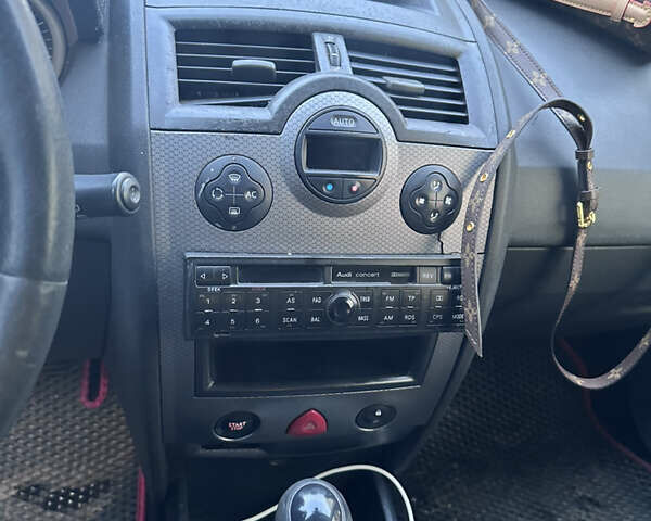 Черный Рено Меган, объемом двигателя 1.46 л и пробегом 349 тыс. км за 2800 $, фото 7 на Automoto.ua