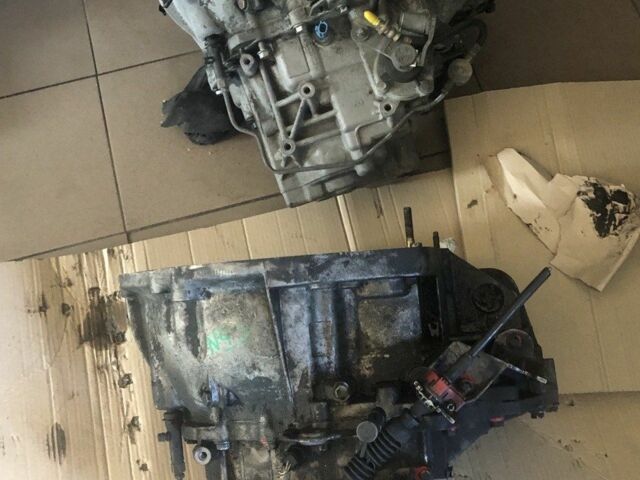 Черный Рено Меган, объемом двигателя 1.9 л и пробегом 238 тыс. км за 4200 $, фото 14 на Automoto.ua