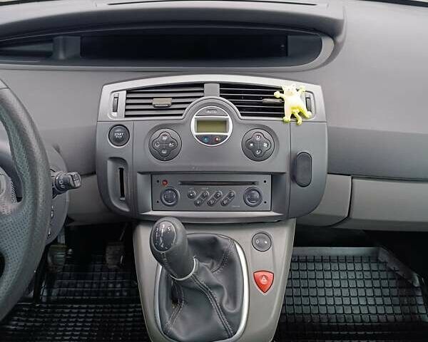 Чорний Рено Меган, об'ємом двигуна 1.6 л та пробігом 263 тис. км за 4000 $, фото 2 на Automoto.ua