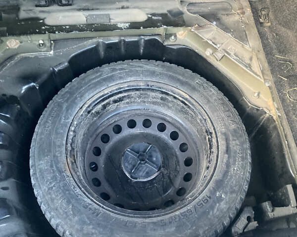 Чорний Рено Меган, об'ємом двигуна 1.46 л та пробігом 191 тис. км за 2901 $, фото 5 на Automoto.ua