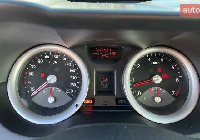 Чорний Рено Меган, об'ємом двигуна 1.6 л та пробігом 255 тис. км за 5290 $, фото 17 на Automoto.ua