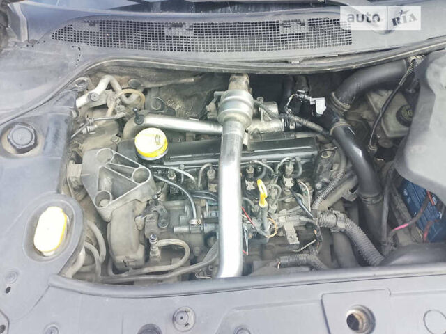 Черный Рено Меган, объемом двигателя 1.5 л и пробегом 311 тыс. км за 3900 $, фото 9 на Automoto.ua