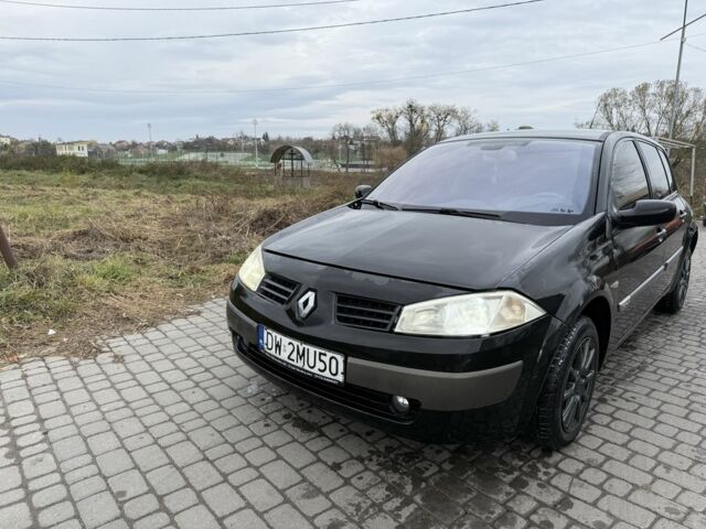 Черный Рено Меган, объемом двигателя 1.6 л и пробегом 234 тыс. км за 1400 $, фото 1 на Automoto.ua