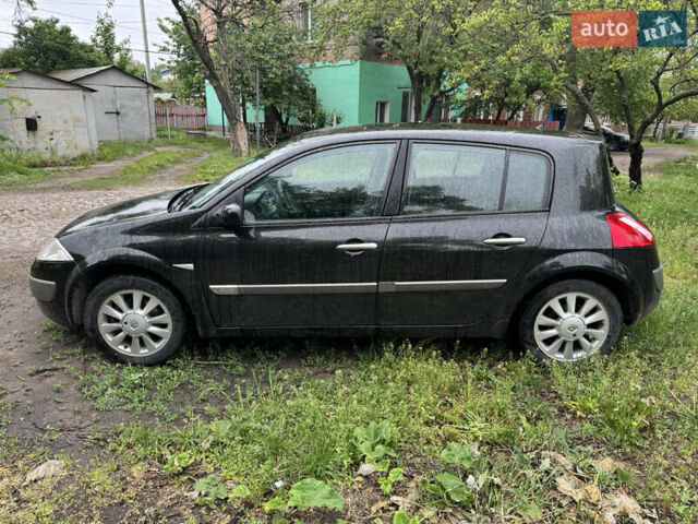 Черный Рено Меган, объемом двигателя 1.6 л и пробегом 229 тыс. км за 4000 $, фото 11 на Automoto.ua