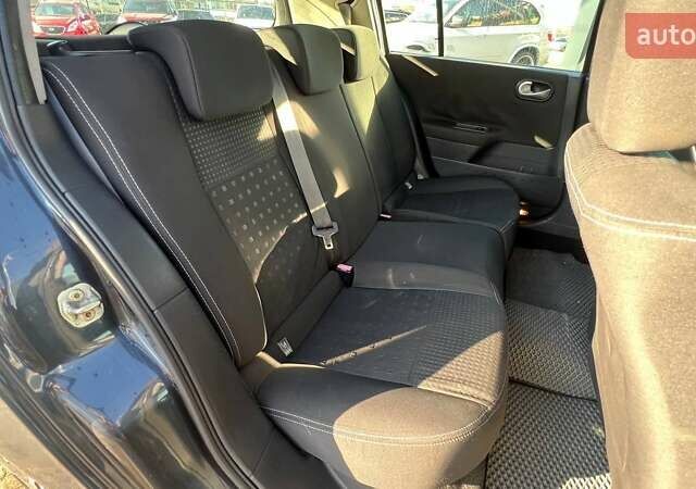 Чорний Рено Меган, об'ємом двигуна 1.6 л та пробігом 255 тис. км за 5290 $, фото 9 на Automoto.ua