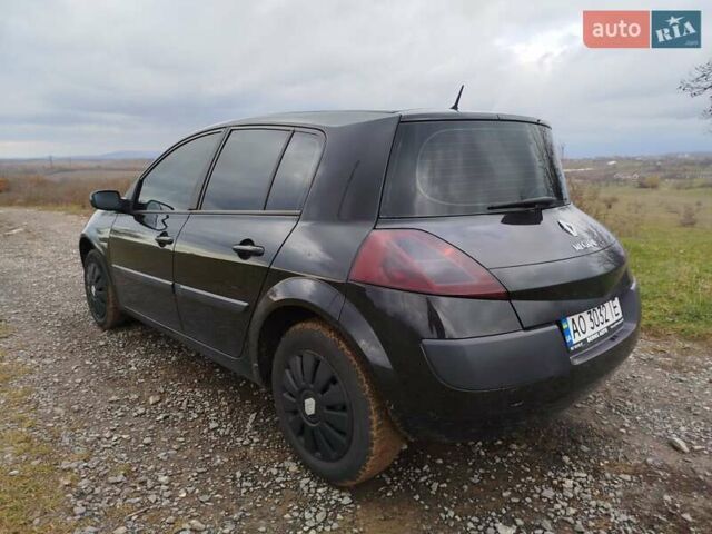 Чорний Рено Меган, об'ємом двигуна 1.6 л та пробігом 308 тис. км за 4650 $, фото 22 на Automoto.ua