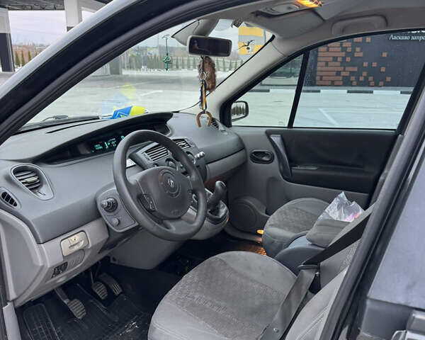 Чорний Рено Меган, об'ємом двигуна 1.46 л та пробігом 240 тис. км за 4000 $, фото 13 на Automoto.ua