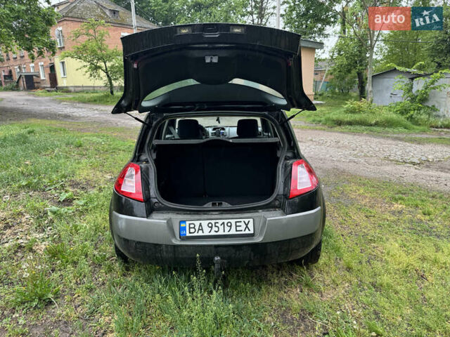 Черный Рено Меган, объемом двигателя 1.6 л и пробегом 229 тыс. км за 4000 $, фото 9 на Automoto.ua