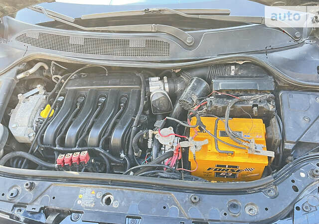 Черный Рено Меган, объемом двигателя 1.6 л и пробегом 240 тыс. км за 4400 $, фото 9 на Automoto.ua