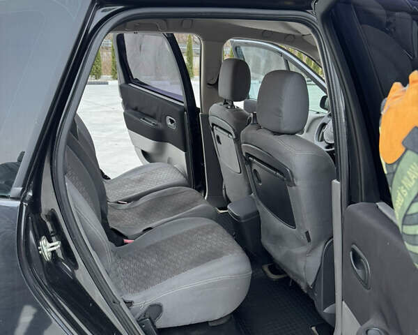 Чорний Рено Меган, об'ємом двигуна 1.46 л та пробігом 240 тис. км за 4000 $, фото 18 на Automoto.ua