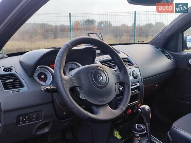 Черный Рено Меган, объемом двигателя 1.5 л и пробегом 240 тыс. км за 3700 $, фото 11 на Automoto.ua