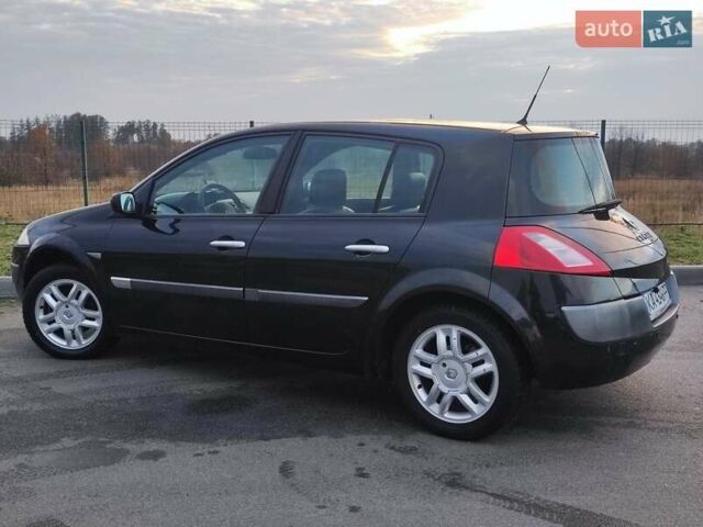 Черный Рено Меган, объемом двигателя 1.5 л и пробегом 240 тыс. км за 4800 $, фото 11 на Automoto.ua